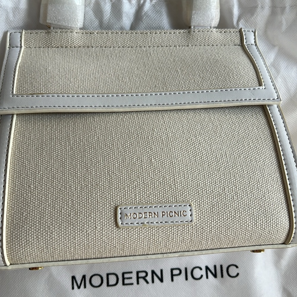 Modern Picnic Mini Canvas Luncher/Purse - Picture 2 of 11